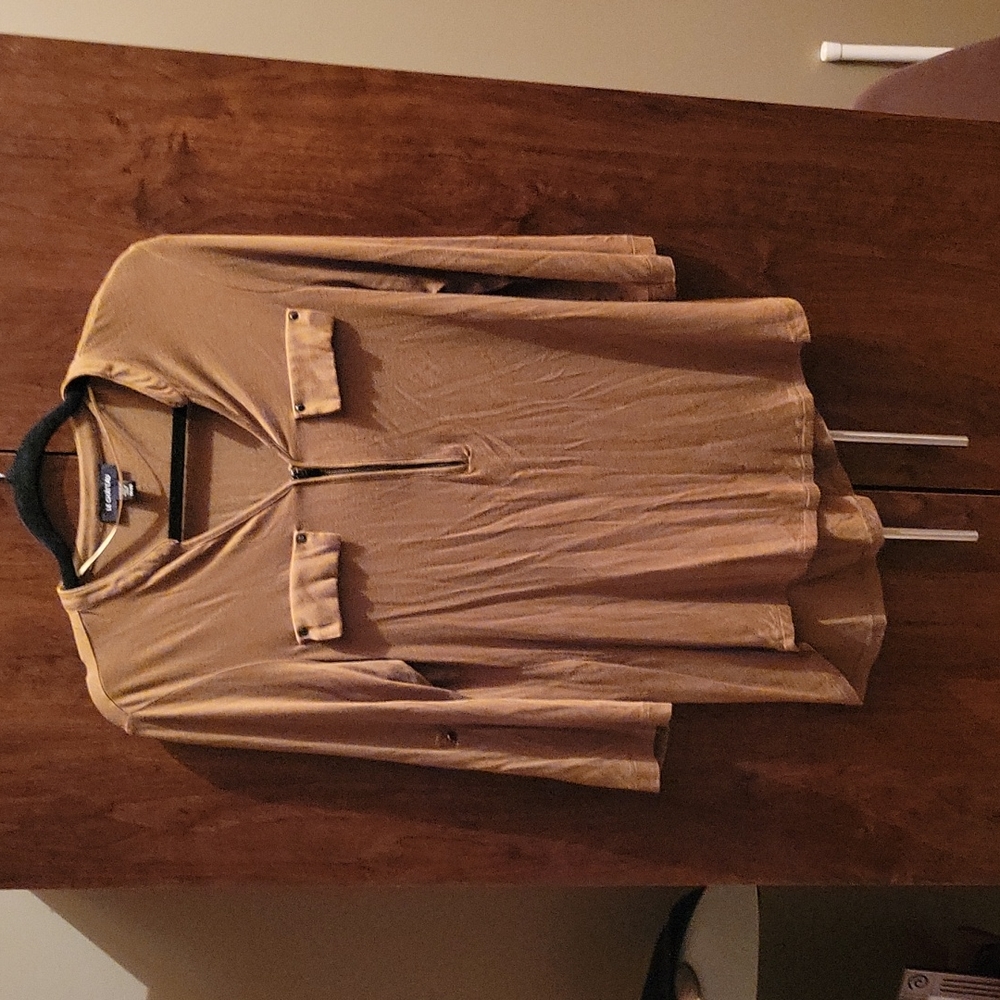 Long Sleeves Dressy Shirt